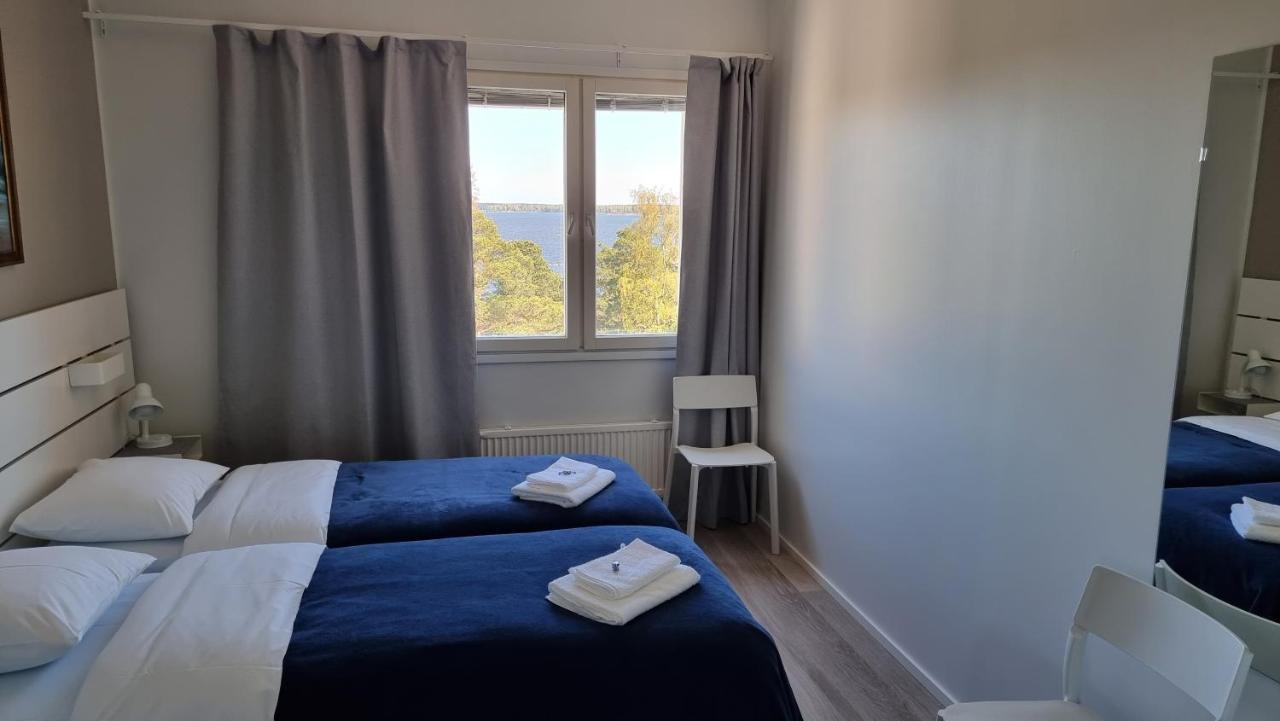 Gasthaus Vanha-Merivartioasema Kotka Esterno foto